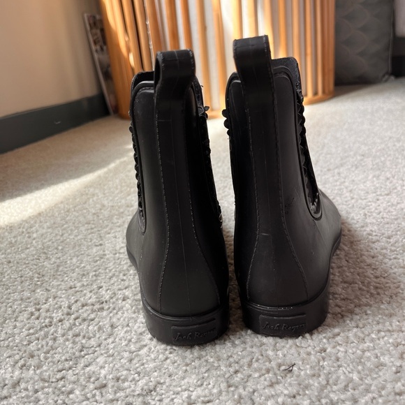Jack Rogers scallop Chelsea rain boots - Picture 2 of 8